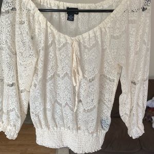 Streetwear society white lace 3/4 length arms